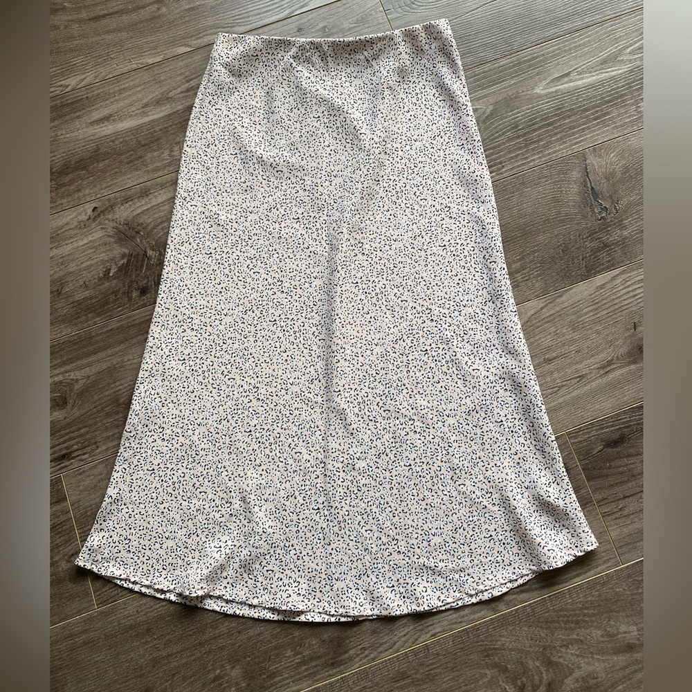 Olive Tree A line midi skirt pale pink cheetah print w/ side zipper